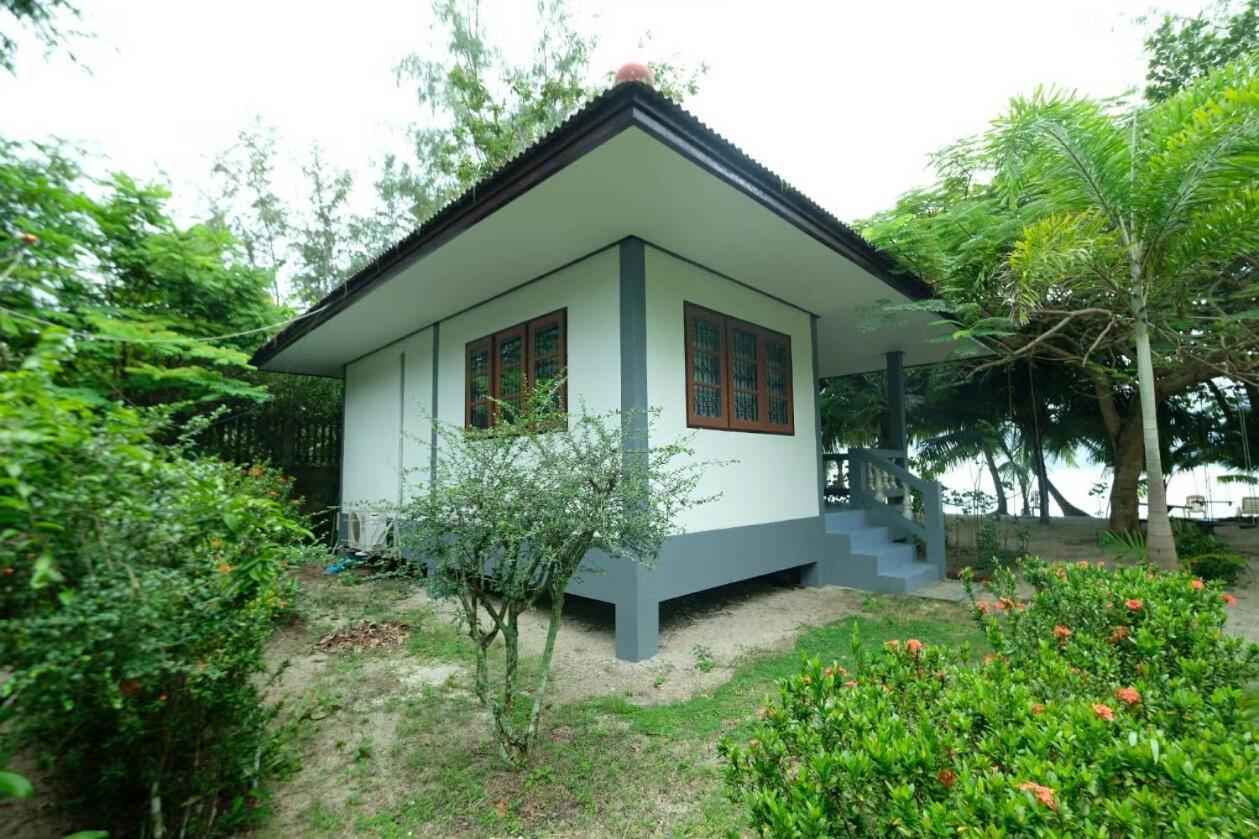 Villa Baan Wasana Lipa Noi Exterior foto
